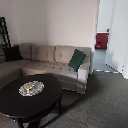Miha Private Parking, Terrace, Near Zoo & Park